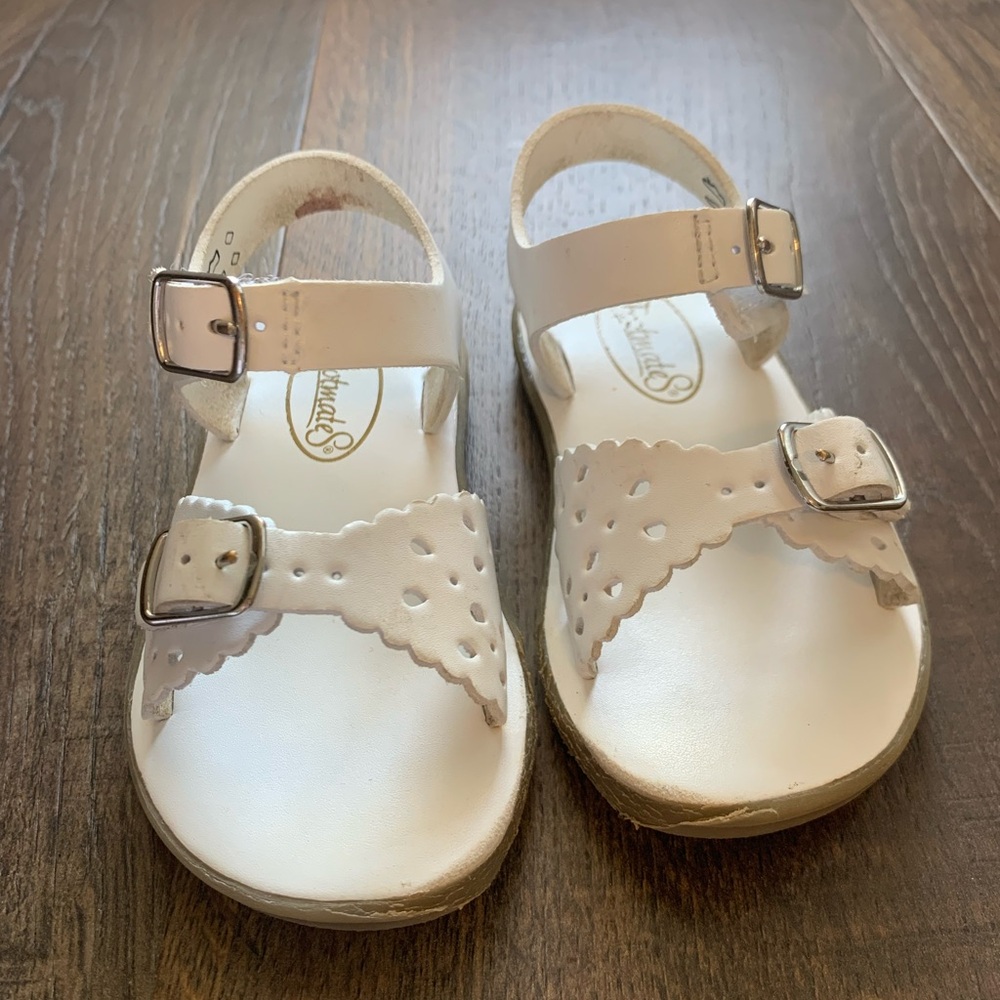 FootMates - White Ariel Sandals - Picture 2 of 4